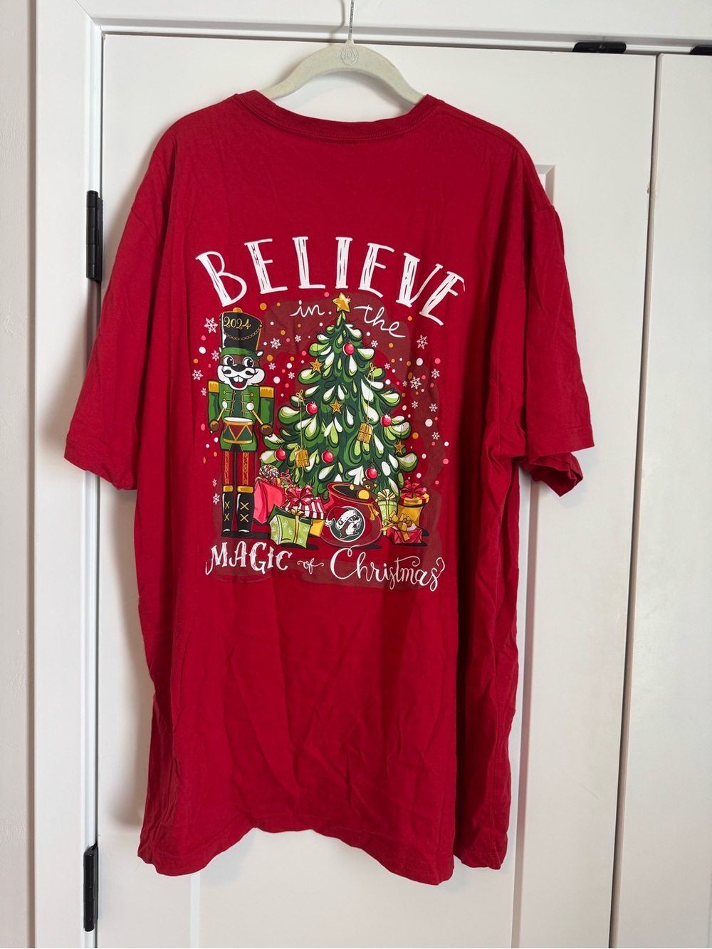 Buccees 2024 'Believe in the Magic' Christmas Tee